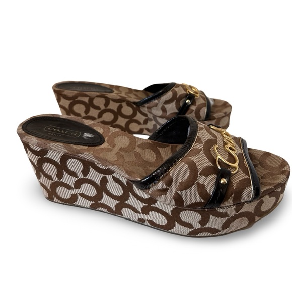 Preloved Authentic Coach Carissa Wedge - Picture 6 of 9